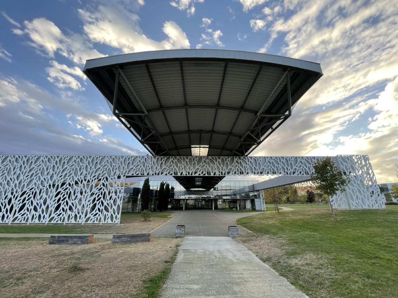 Location Activité 2186 m² non divisibles 31100 Toulouse