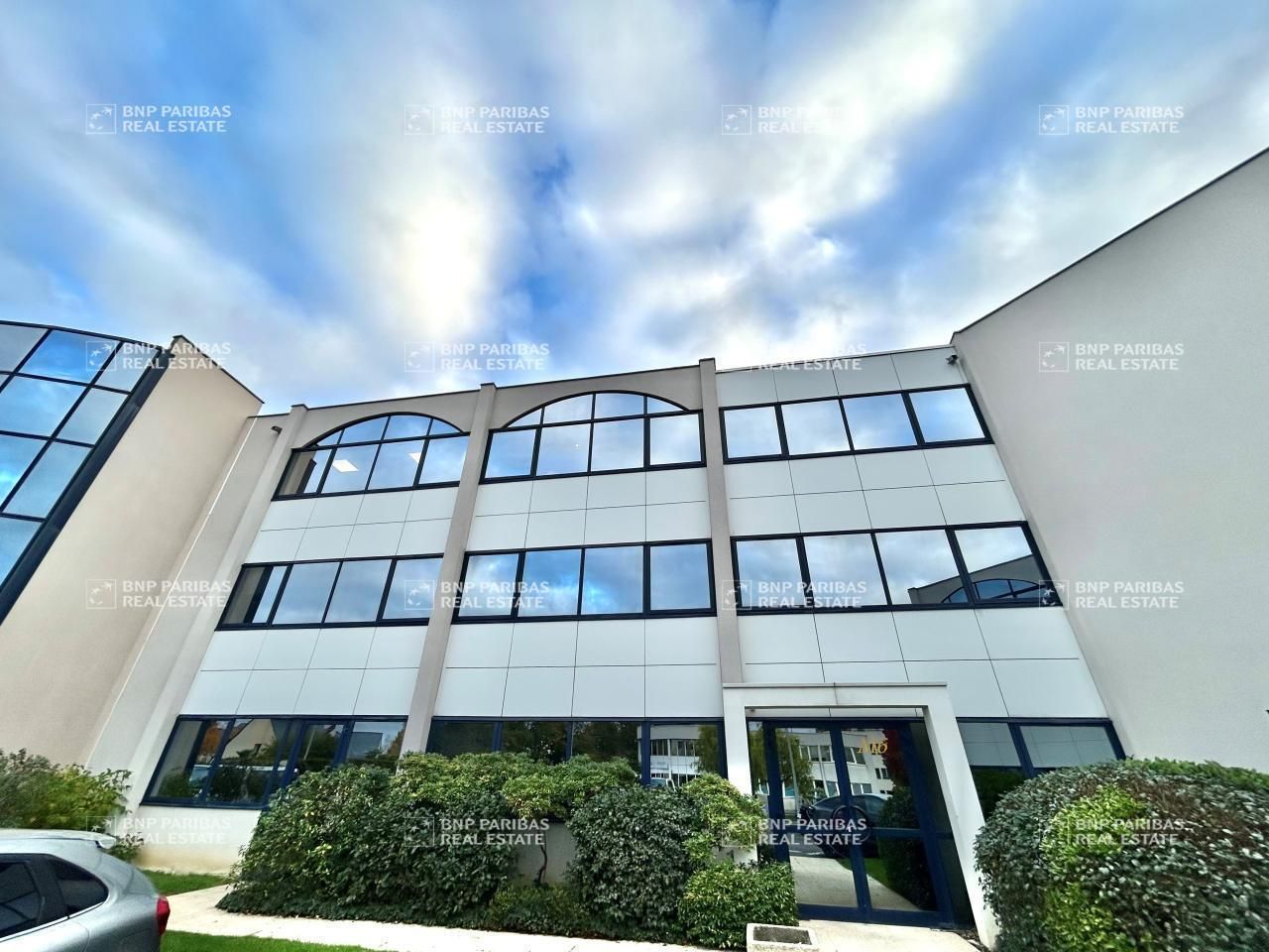 Location Bureaux 108.69 m² non divisibles 35760 Saint-grégoire