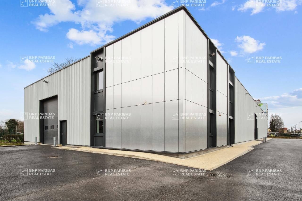 Location Activité 1279.9 m² non divisibles 77360 Vaires-sur-marne