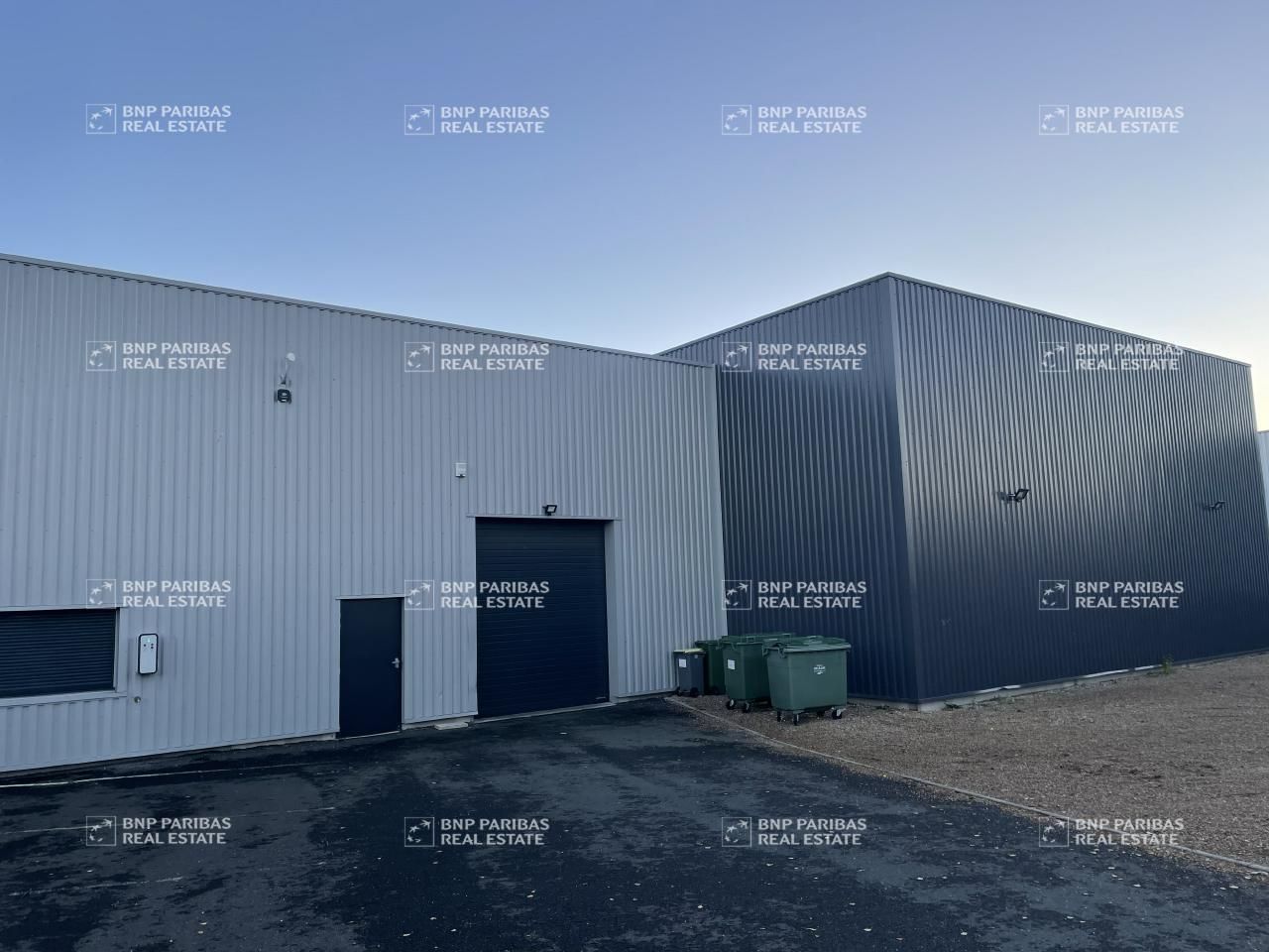 Location Activité 650 m² non divisibles 45400 Semoy