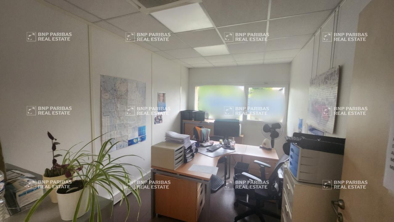 380 m² pour ce bureaux en vente à Chelles