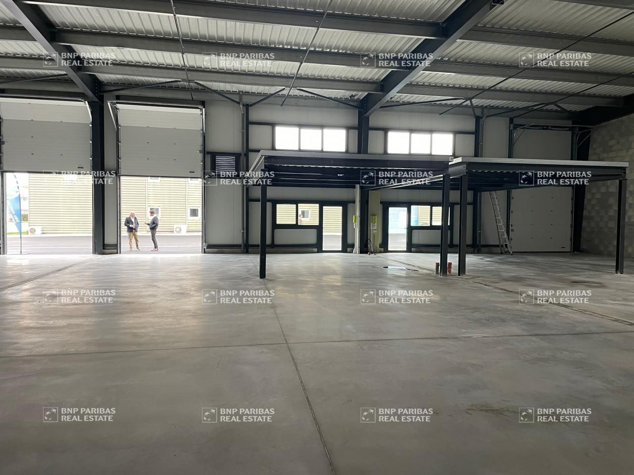 991 m² pour ce activité en vente à Blanquefort