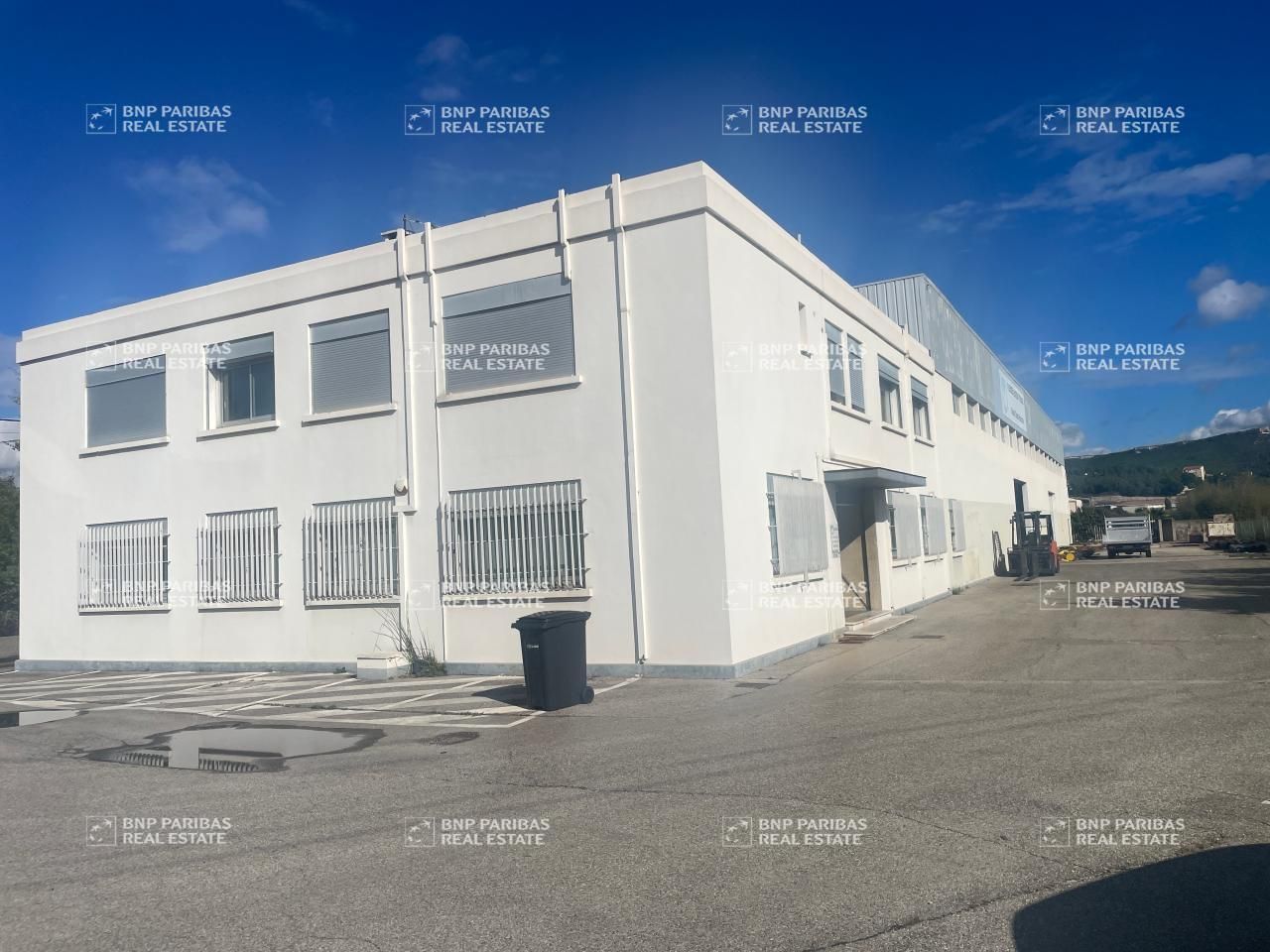 Location Activité 1300 m² non divisibles 13340 Rognac