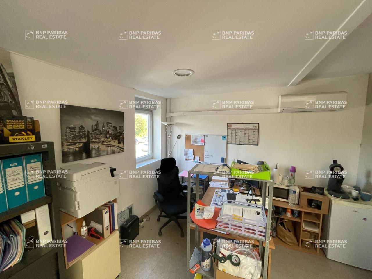 230 m² pour ce activité en location à Fondettes