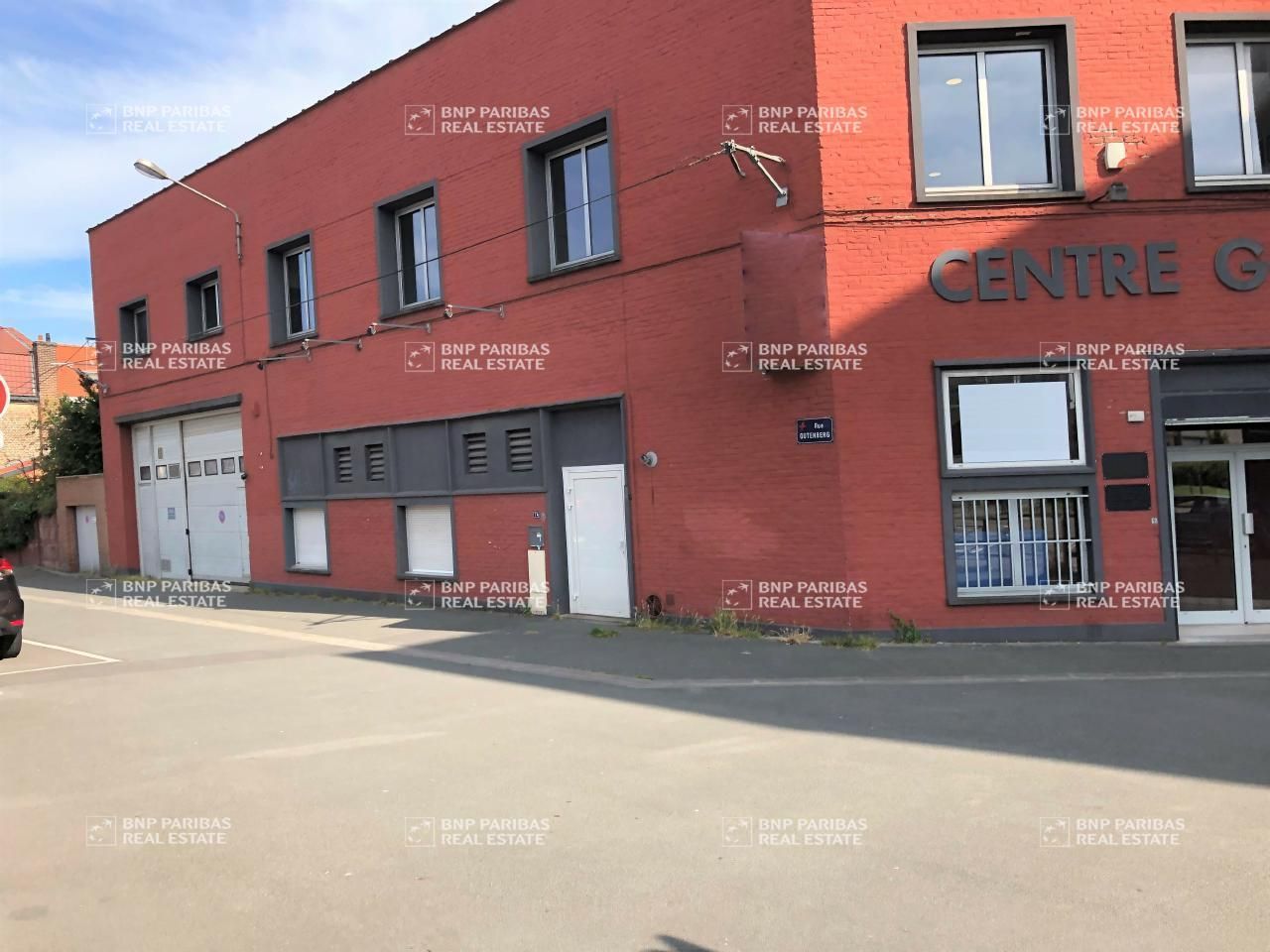 230 m² pour ce activité en location à Lille