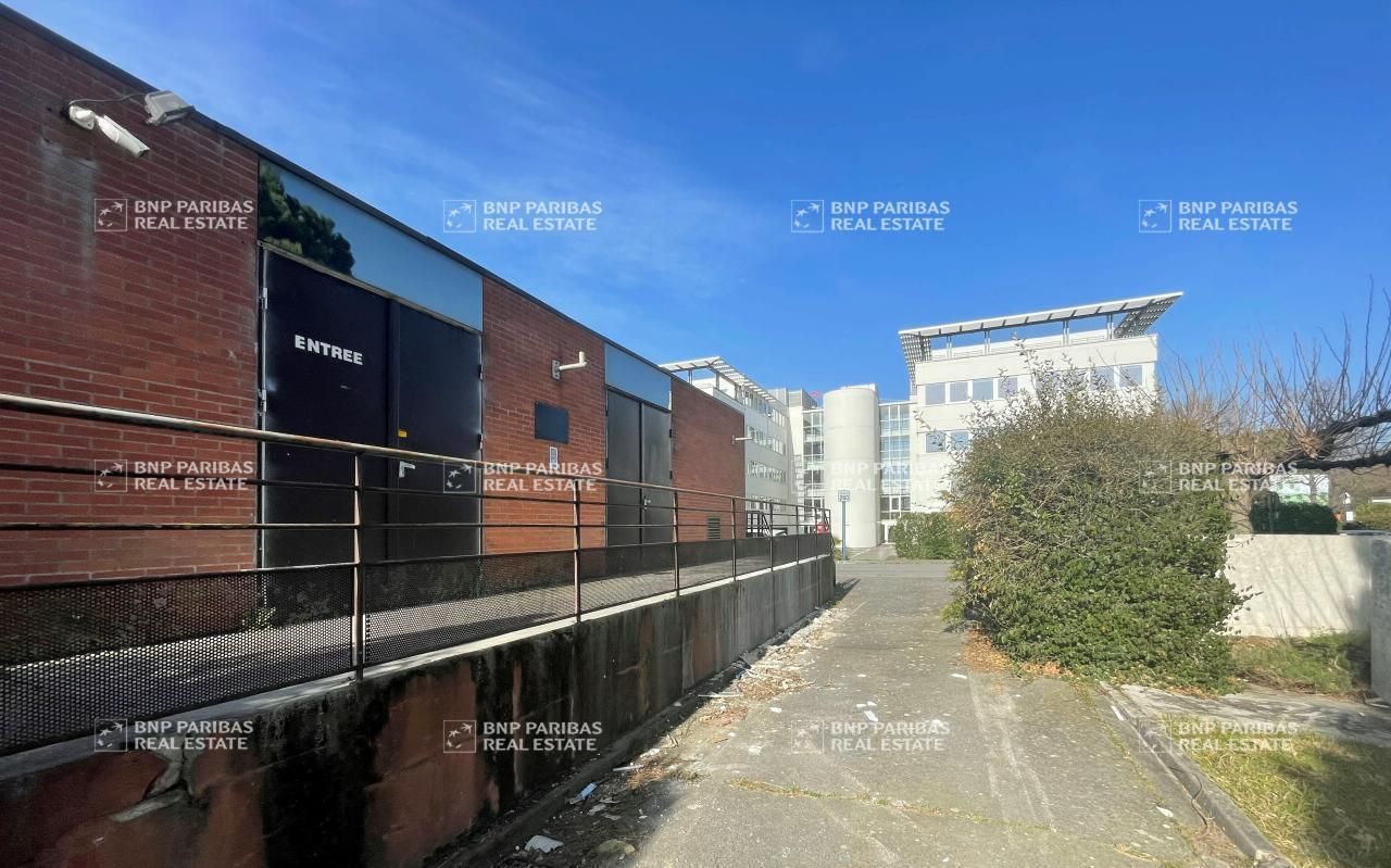 Location Bureaux 2158 m² divisibles 31670 Labège