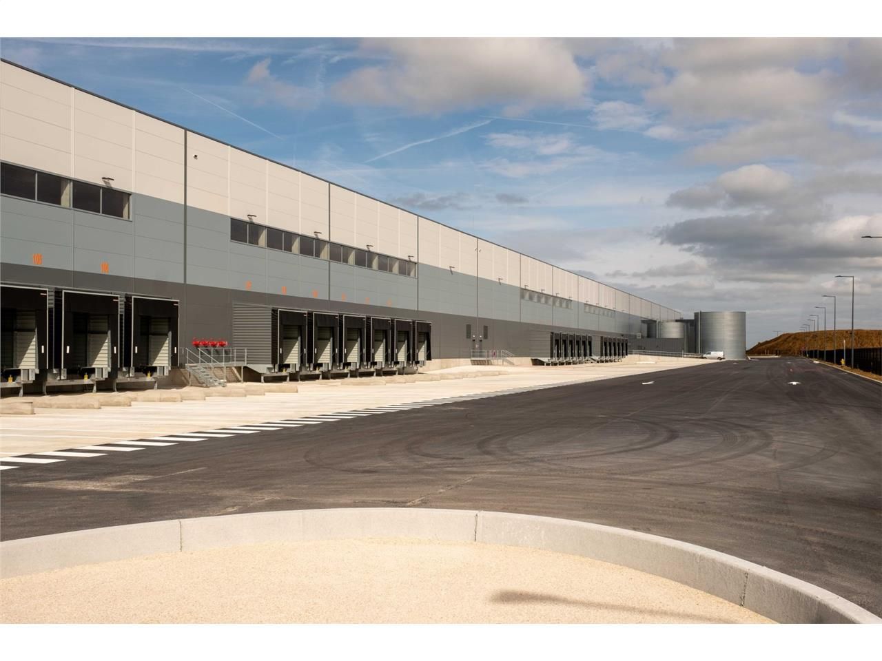 En bordure de l'A11, projet de développement de 3