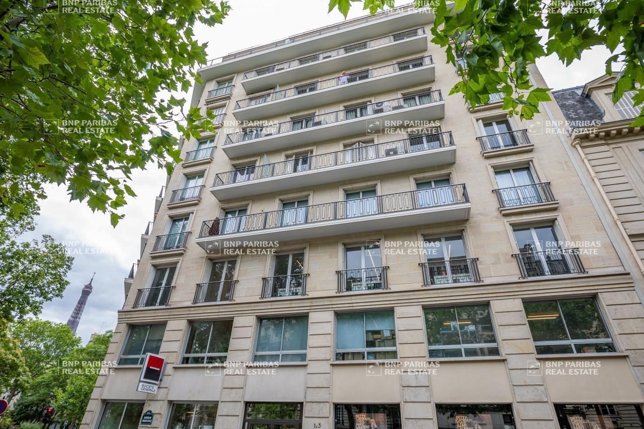 137 m² pour ce bureaux en location à Paris