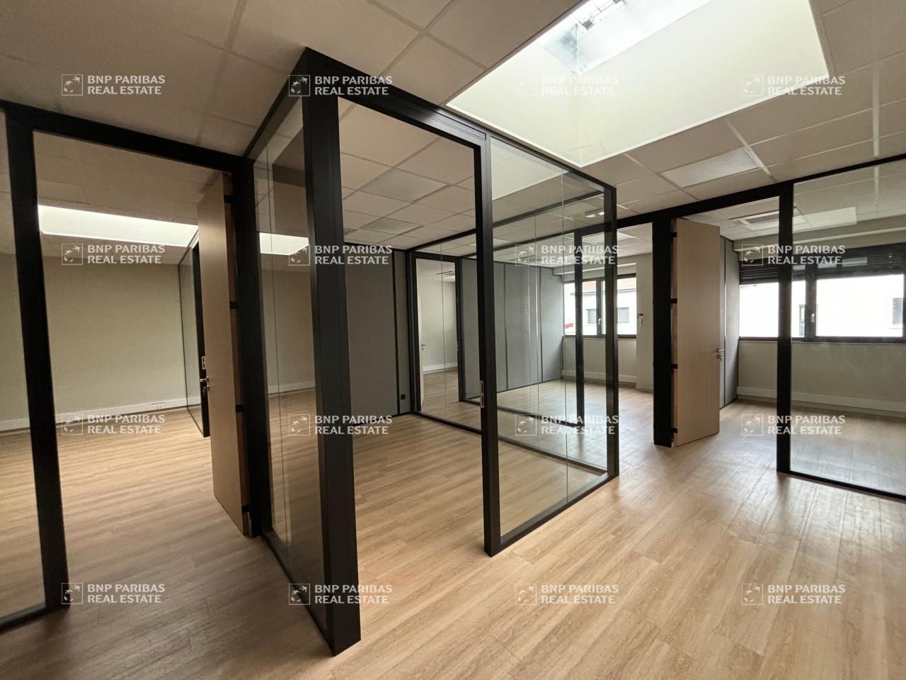 233 m² pour ce bureaux en location à Villeurbanne