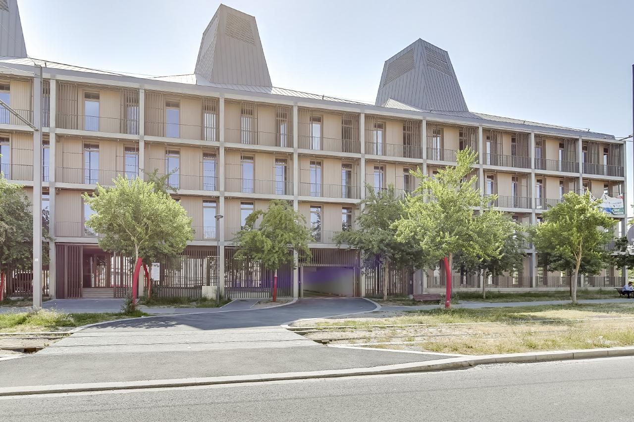 Location Bureaux 2940 m² divisibles 33300 Bordeaux