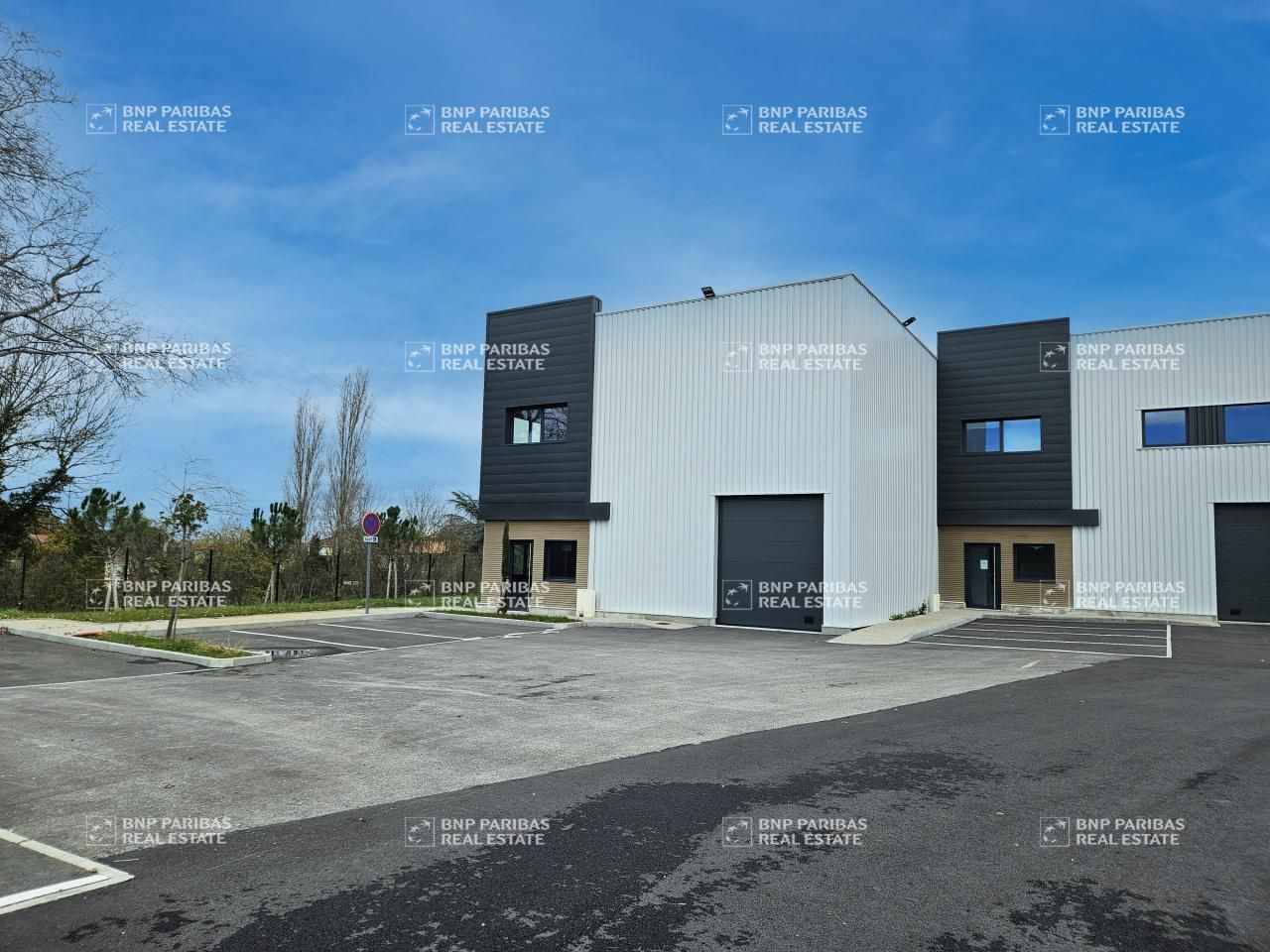 442.27 m² pour ce activité en vente à La tour-de-salvagny