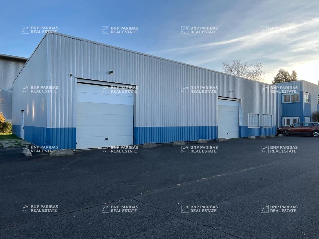 713 m² pour ce mixtes en location à Gallargues-le-montueux