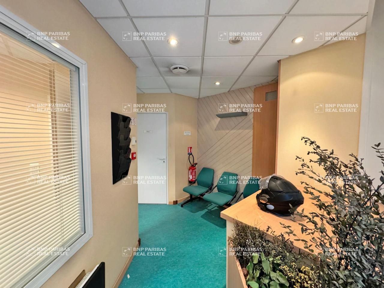 102.76 m² pour ce bureaux en vente à Paris