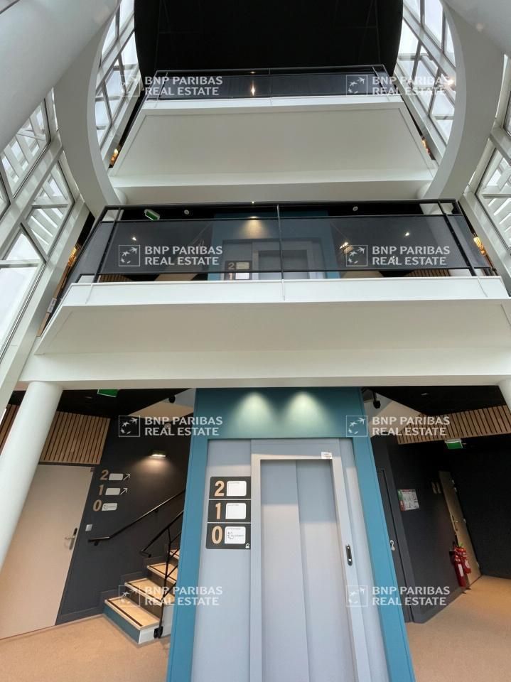 919.13 m² pour ce bureaux en vente à Carquefou