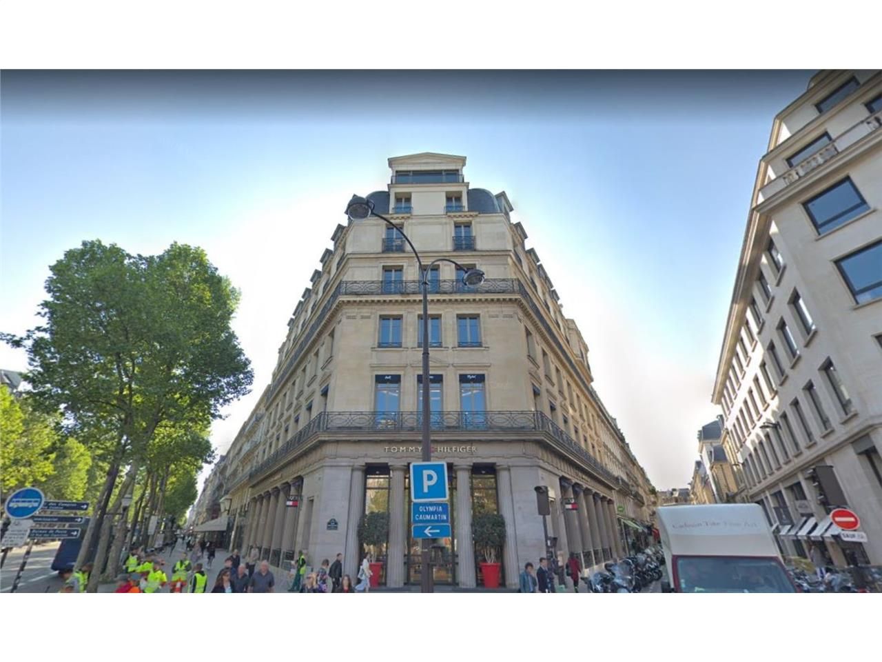 Situés entre la place de l'Opéra et la Madeleine,