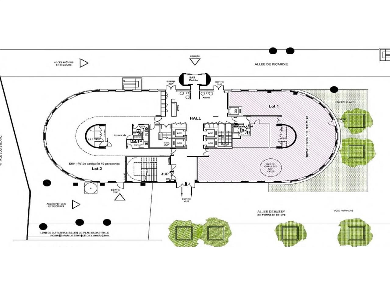Vente bureaux 4273 m² divisibles à partir de 423 m²