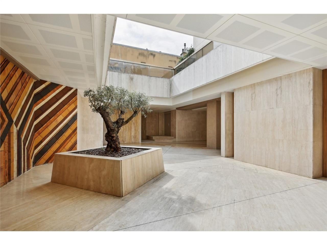 Alex Bolton vous propose à la vente, dans un imme