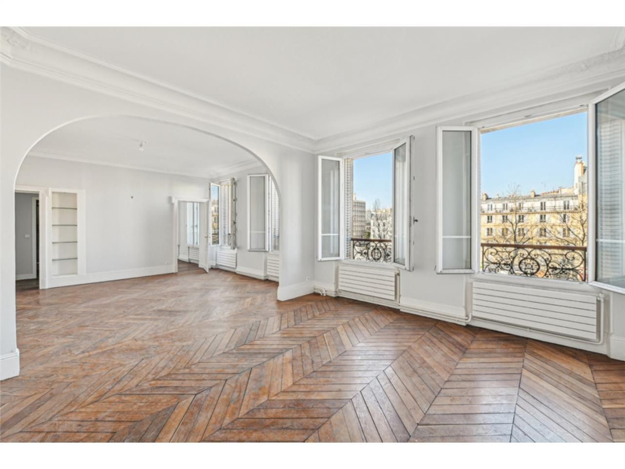 Nous vous invitons à découvrir ces bureaux rénové