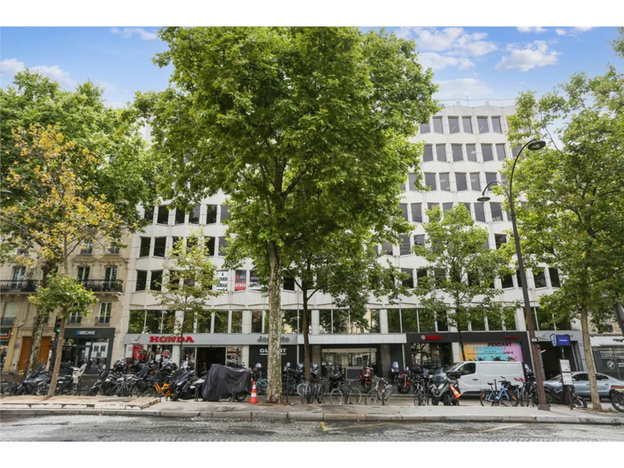 Alex Bolton vous propose à la location, sur la pr