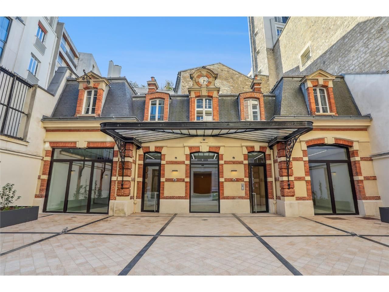 Alex Bolton vous propose, en co-exclusivité, une 