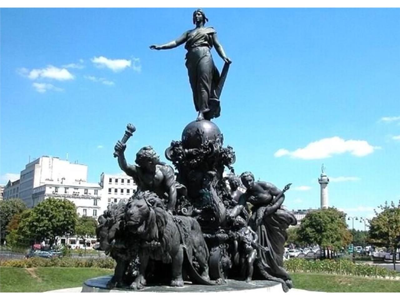 A proximité immédiate de la place de la Nation, A