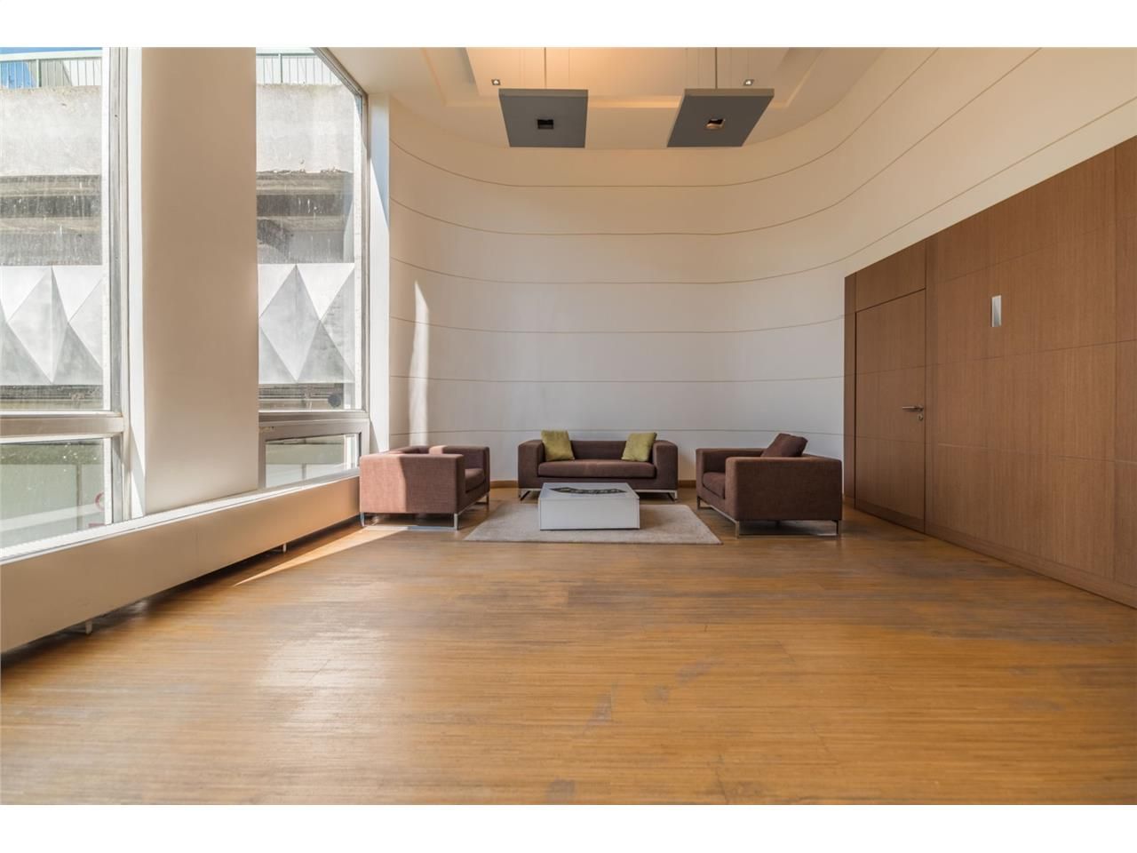 A toute proximité du quartier d'affaires de La Dé