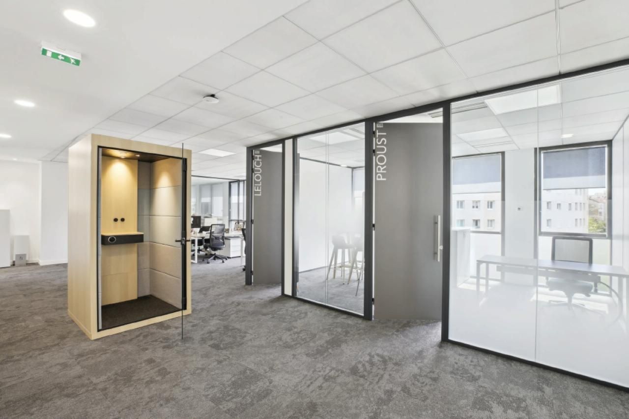 1978.24 m² pour ce bureaux en location à Suresnes