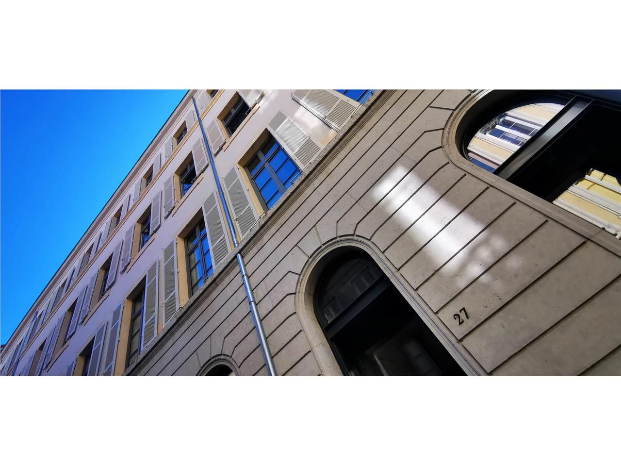 611 m² pour ce bureaux en location à Lyon