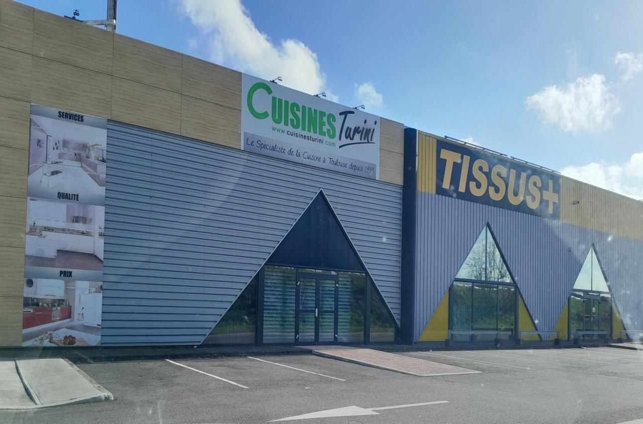 Location Local commercial 450 m² non divisibles 31120 Portet-sur-garonne