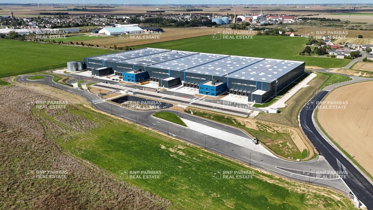 Location Entrepôts classe A 19039 m² divisibles 28310 Toury