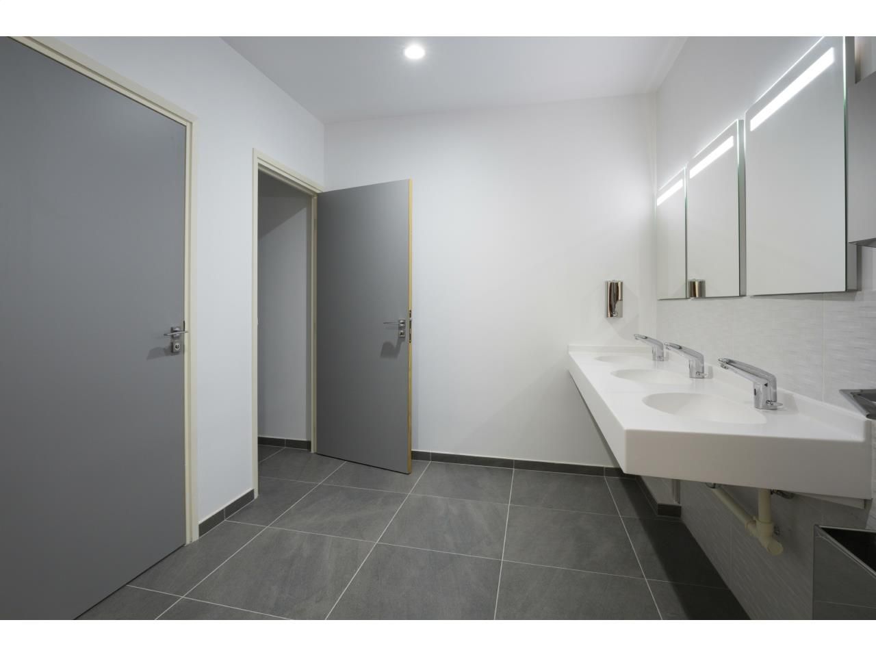 Location Bureaux 823 m² divisibles 94700 Maisons-alfort