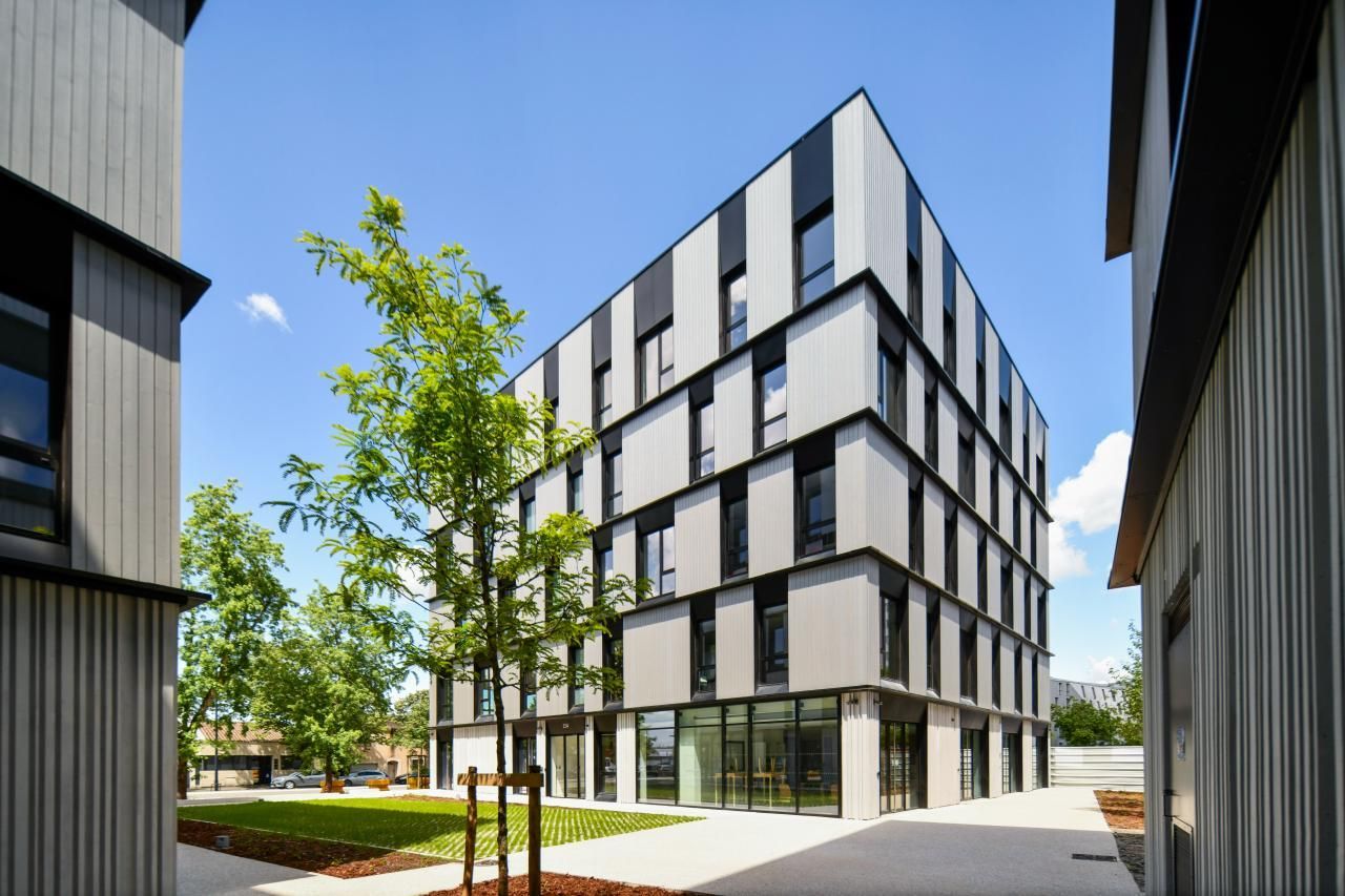 Location Bureaux 3320 m² divisibles 33300 Bordeaux