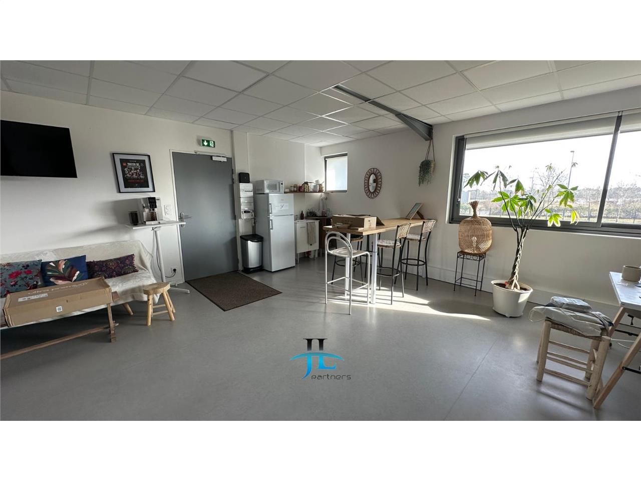 Location bureau 65m2 Langon ZI