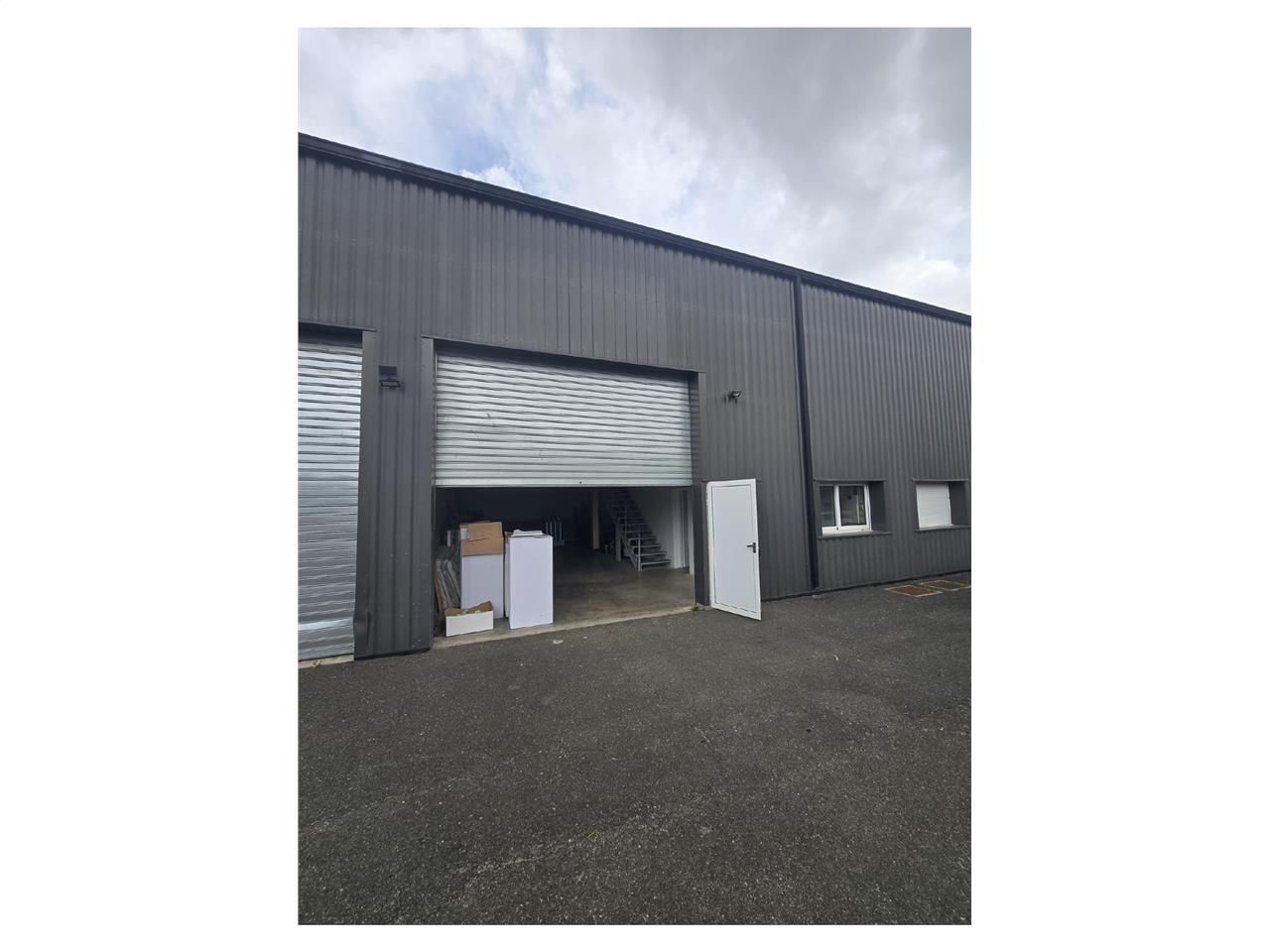 Local Artisan 170 m2 Eysines