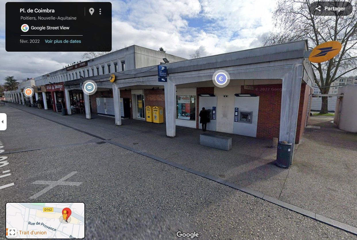 Local commercial loué agnence bancaire Poitiers