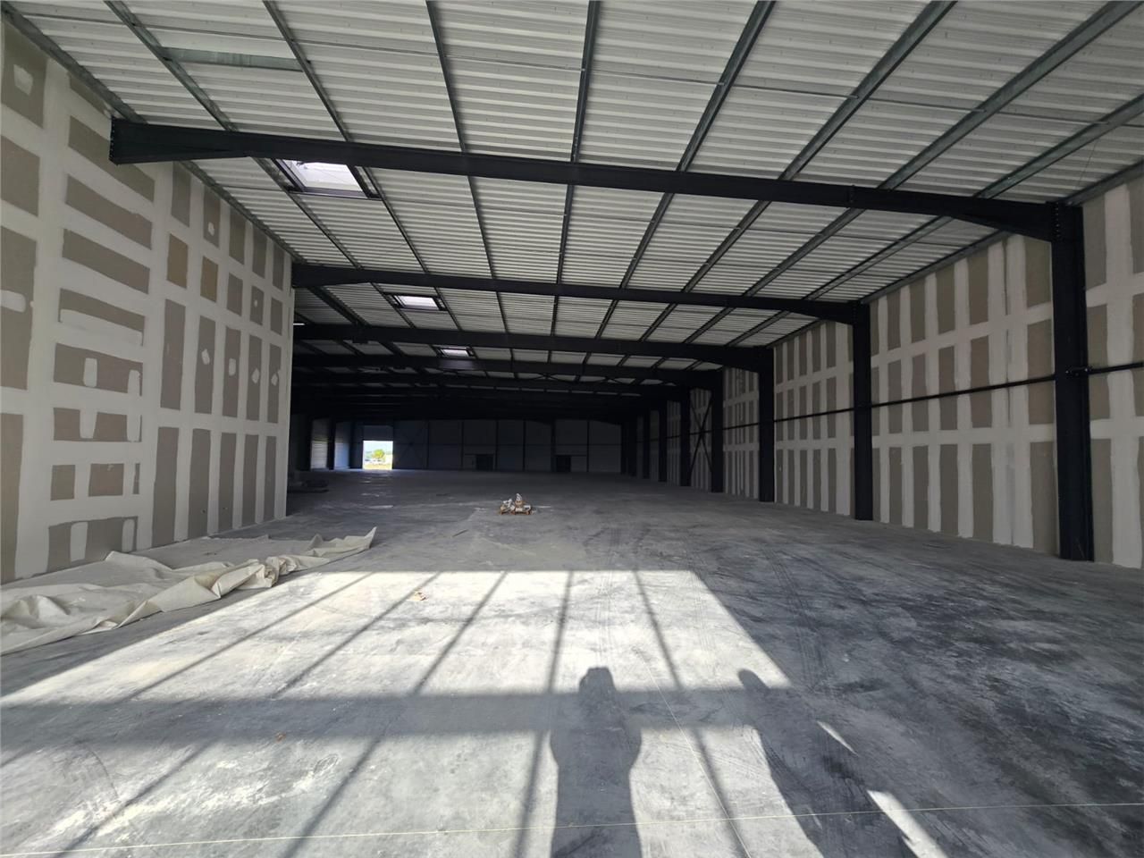 A louer cellule commerciale Marmande - Zone Leclerc excellente visibilité