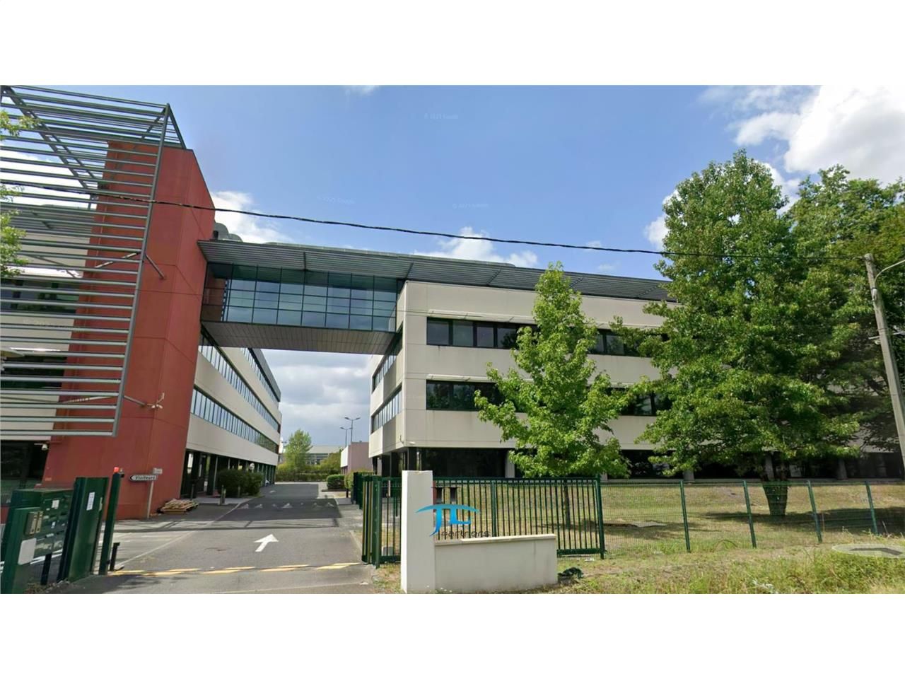 Bureaux de 350m2 RDC à louer Gradignan Zone Commerciale et Tertiaire