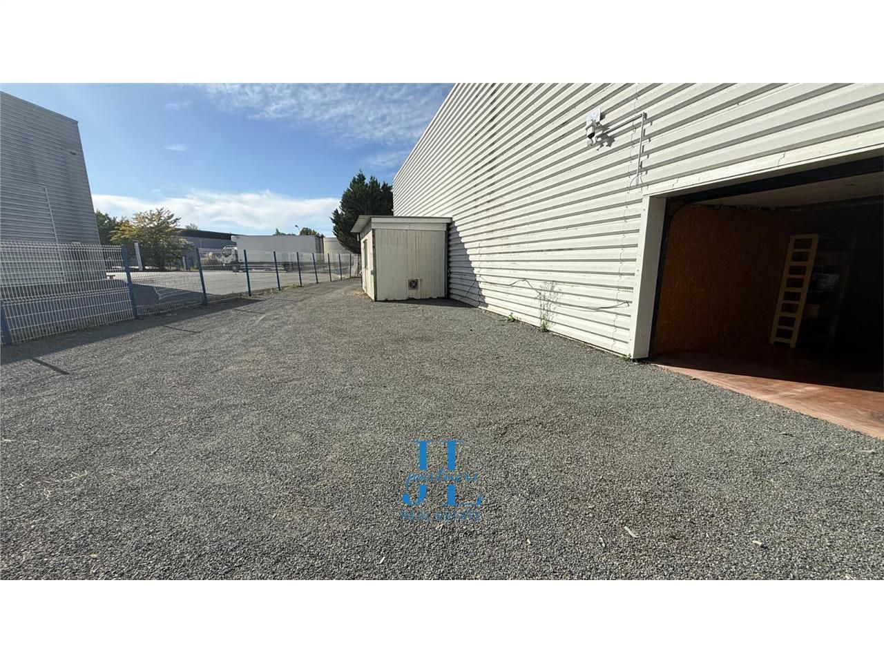 Local d''activité/bureau 67m2 ZA du Lugan Bègles