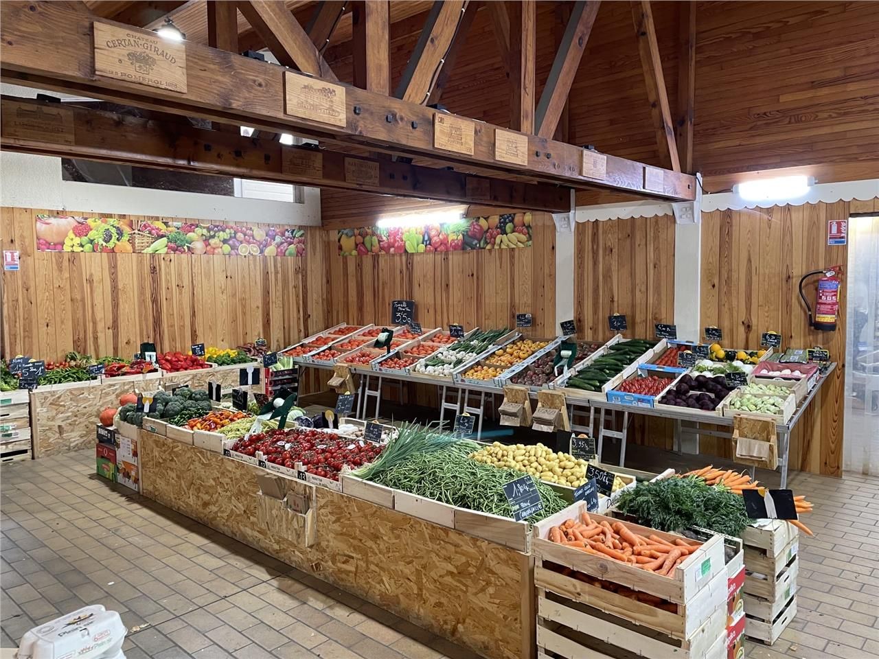 Biscarrosse Plage – Ensemble immobilier exceptionnel : Habitation + Murs commerciaux + Fonds de commerce (Primeur)