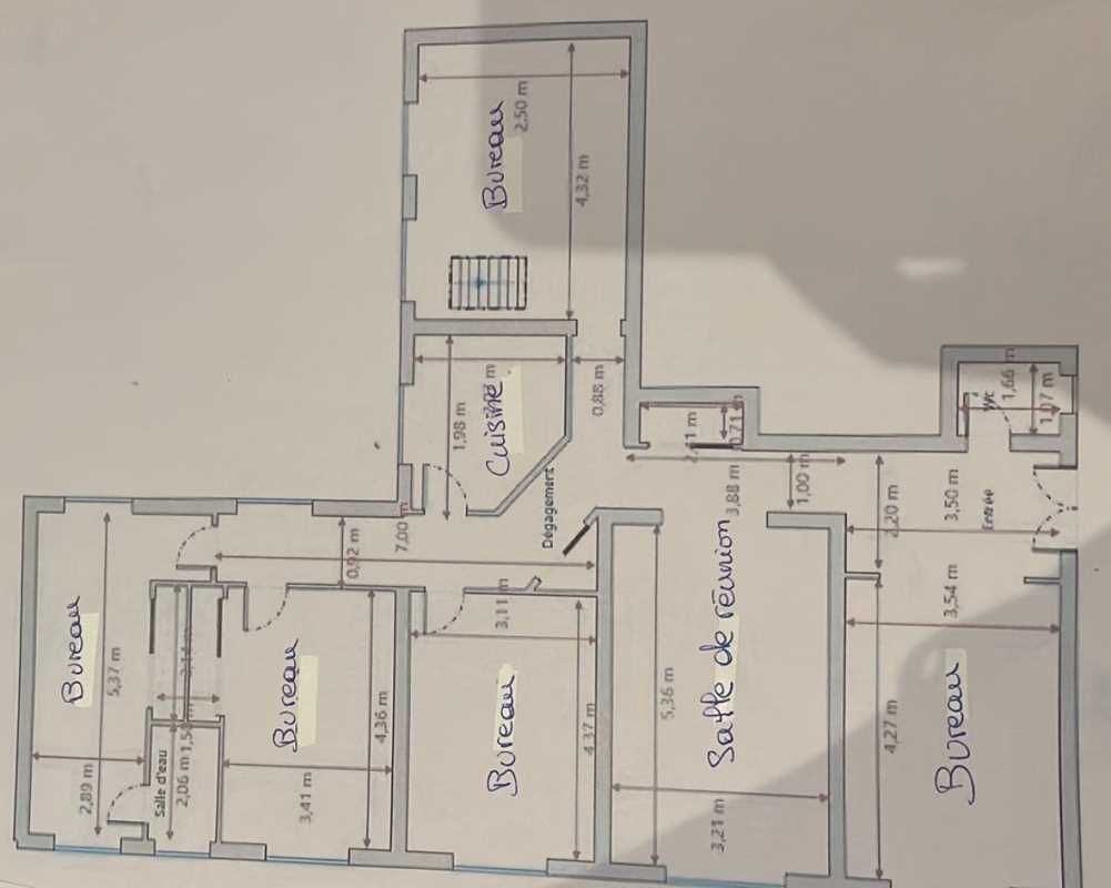 Location bureaux 130 m² non divisibles