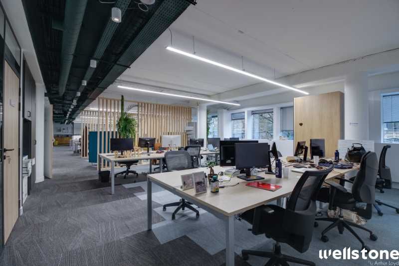 Située Quai de Jemmapes, Wellstone vous propose u