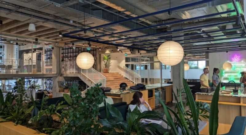 Wellstone vous propose des bureaux plug and play 