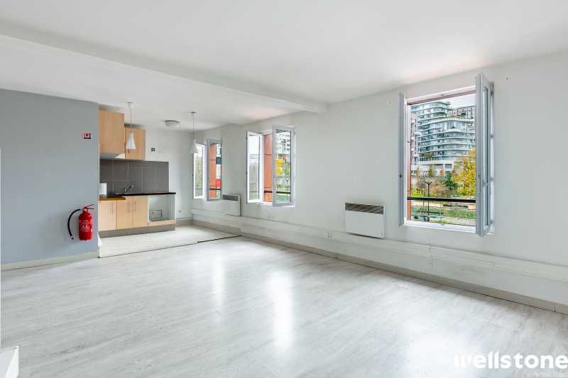 Face au parc Martin Luther King et à 50 mètres du