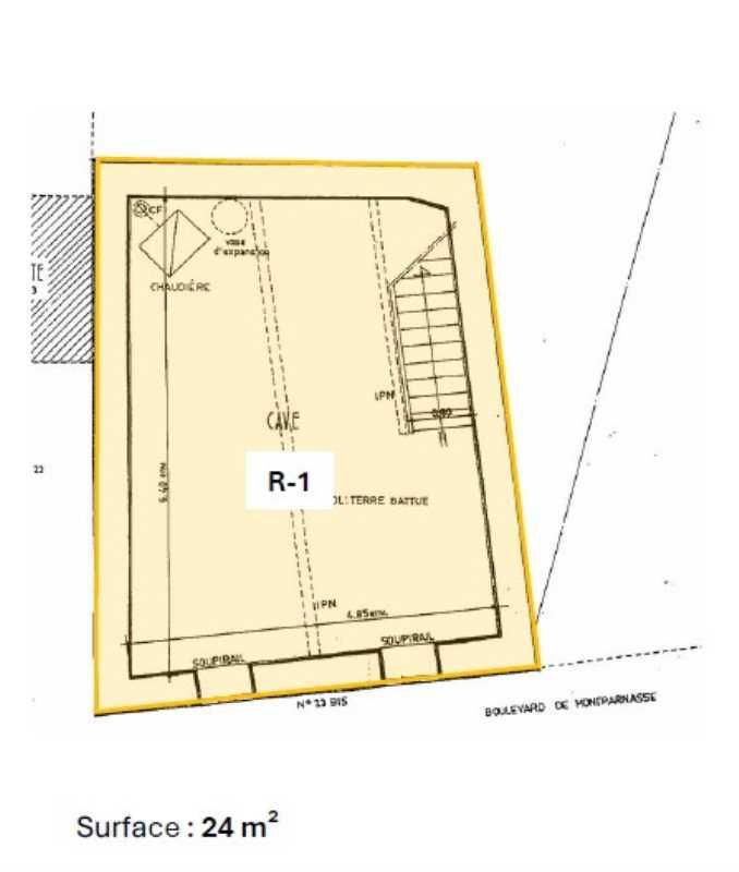Location locaux commerciaux 143 m² non divisibles