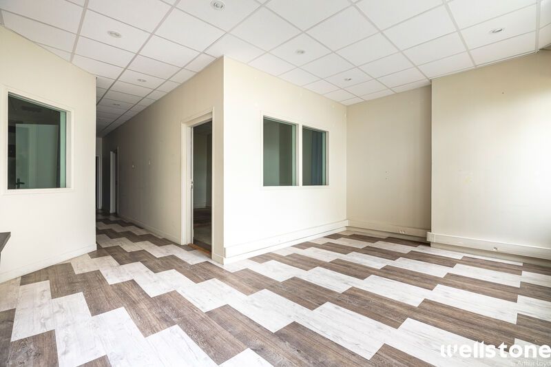 Dans un immeuble de bon standing, nous vous propo