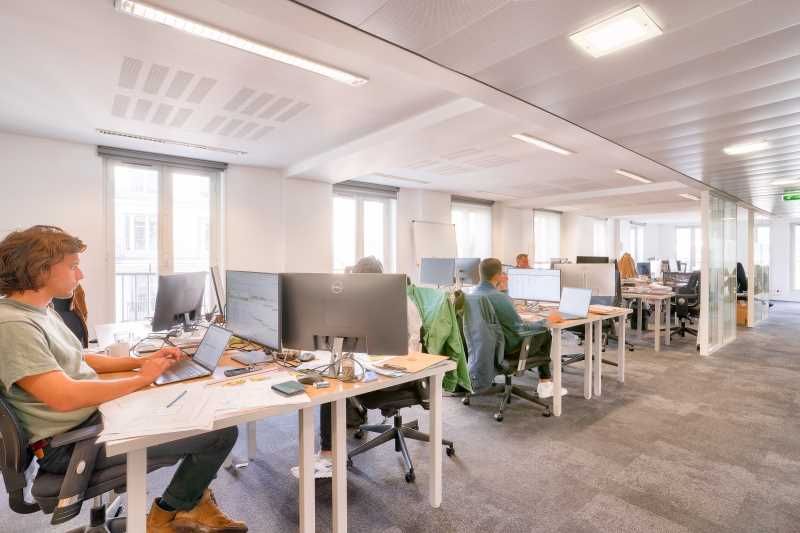 Wellstone vous propose des bureaux plug and play 
