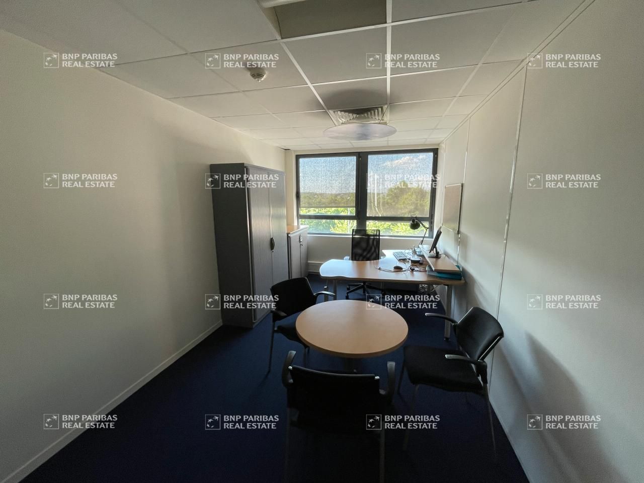 601.5 m² pour ce bureaux en location à Tours