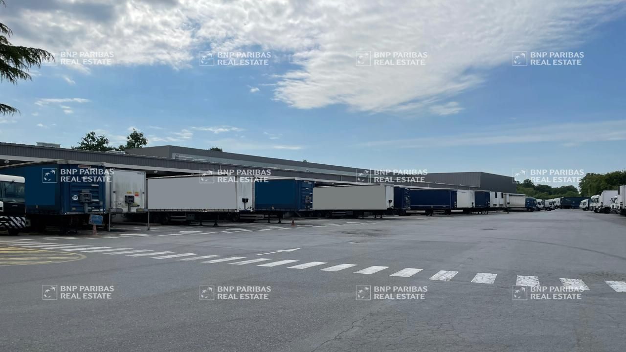 1500 m² pour ce activité en location à Thouaré-sur-loire