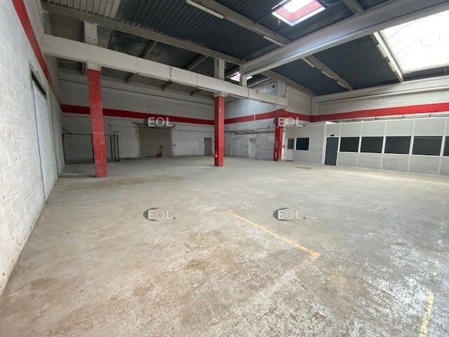 Location Local d'activités 567 m² non divisibles