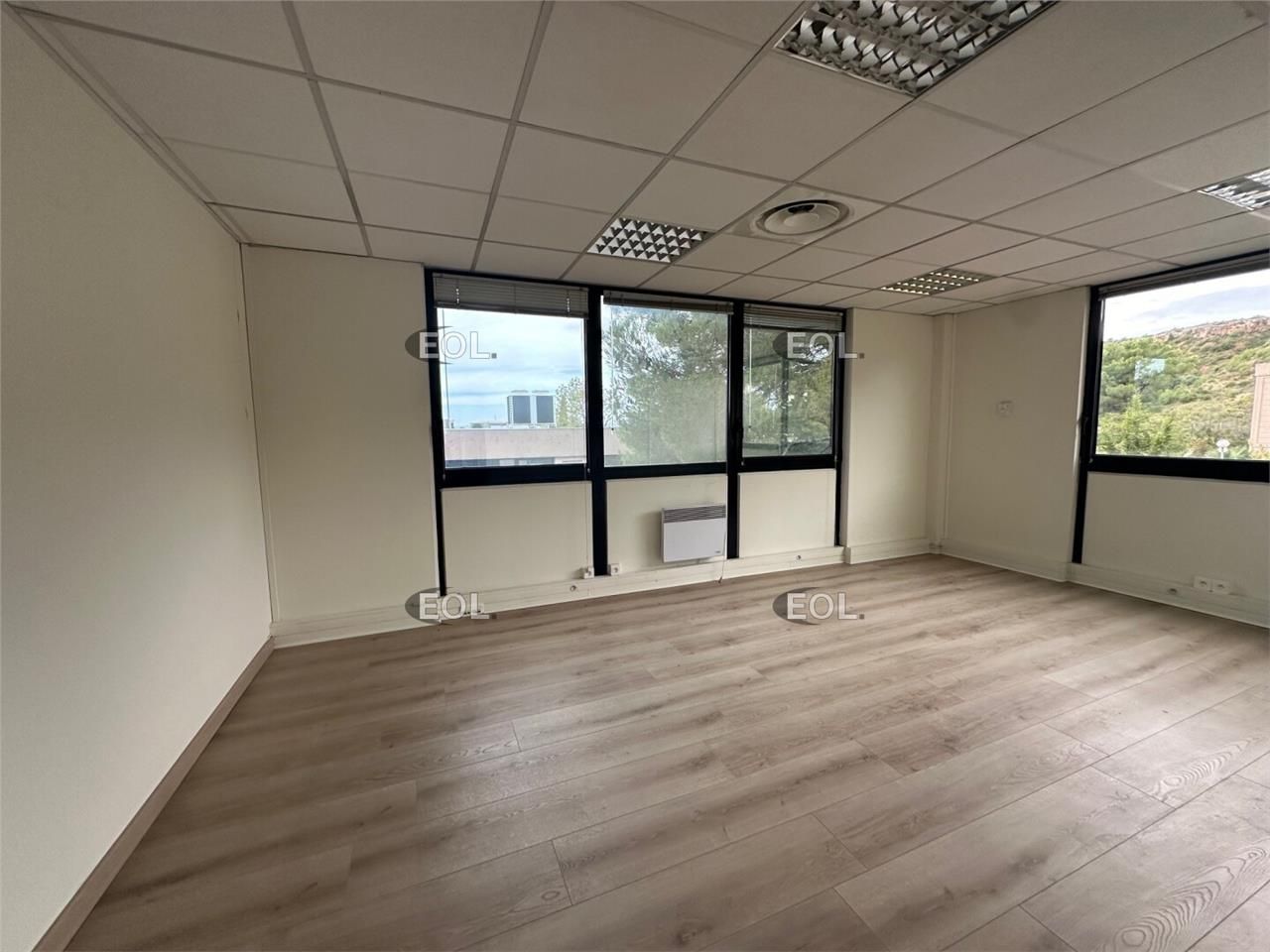 Bureaux rénovés à louer - Technoparc du Griffon